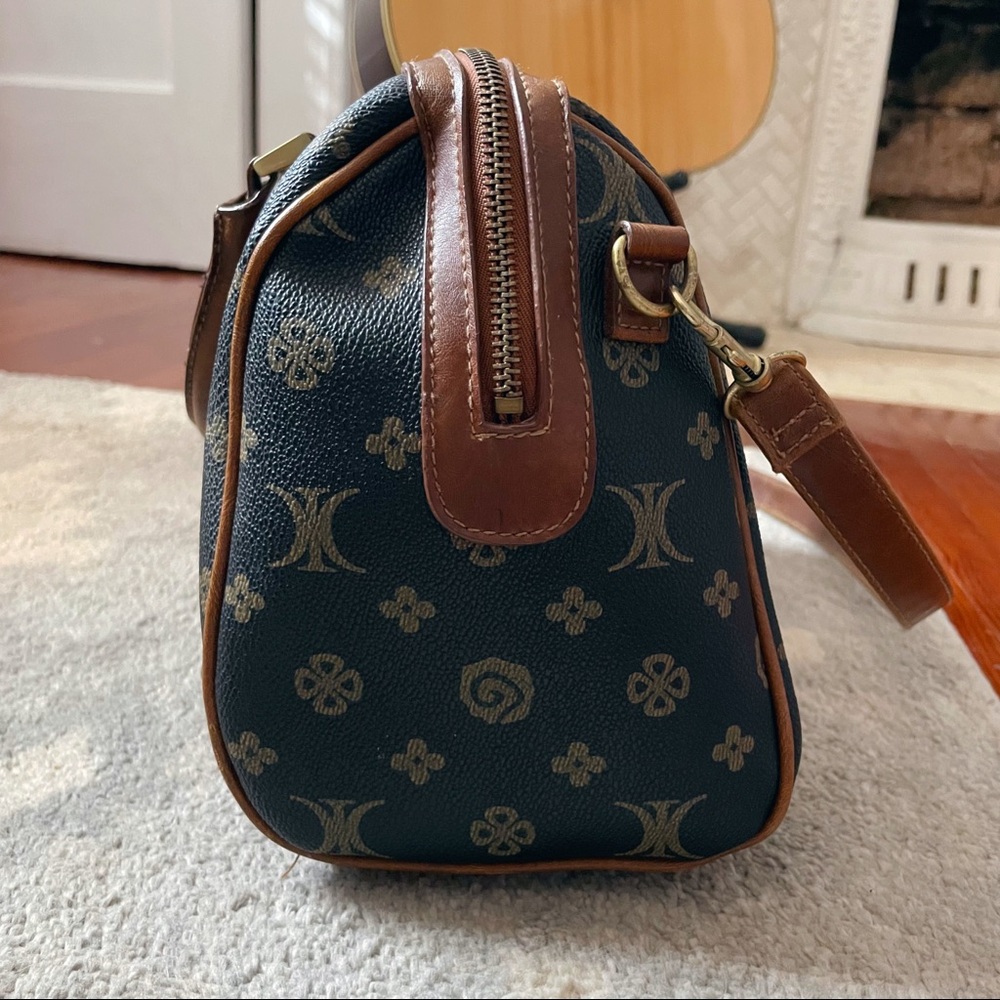 Logo Monogram Crossbody Designer - Picture 7 of 12